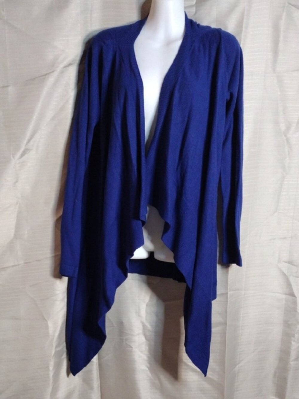 East 5th Women’s Navy Open-Front Draped Cardigan Sweater - Picture 6 of 6